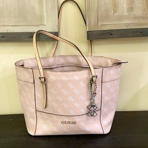 GUESS LADIES.  HANDBAG Authentic